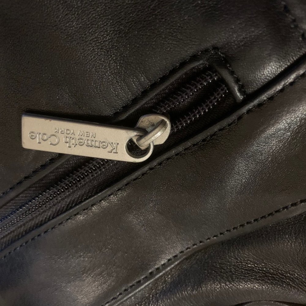Authentic Kenneth Cole Briefcase - Picture 3 of 12